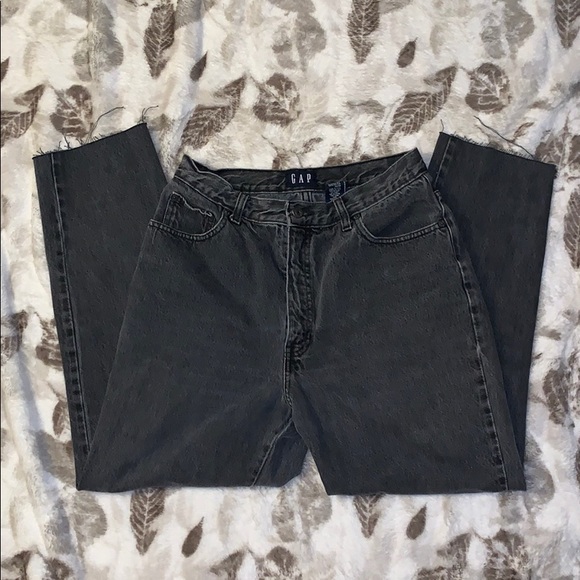 ✨VINTAGE GAP MOM JEANS✨ - Picture 5 of 7